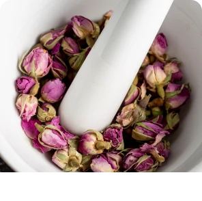 Kwiaty jadalne  w Twojej kuchni – od dekoracji  do zdrowia